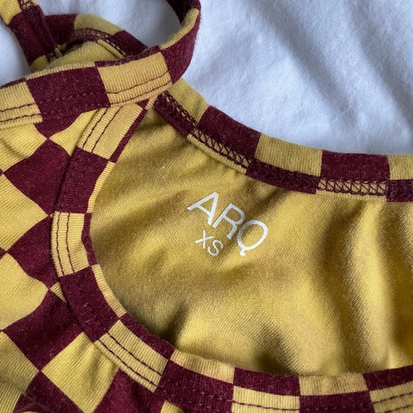 ARQ Crop Tank - Size XS - Picture 2 of 3